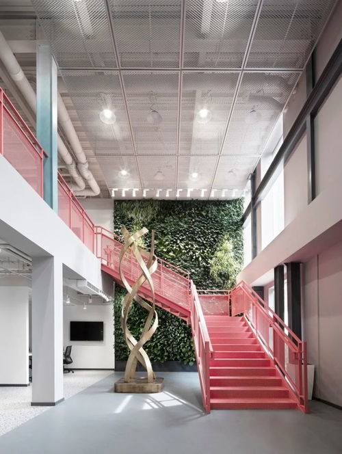 紅與藍的沖突 北京競園某信息科技公司辦公設計欣賞