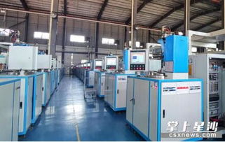 借 云 而上 萬臺設備入云端